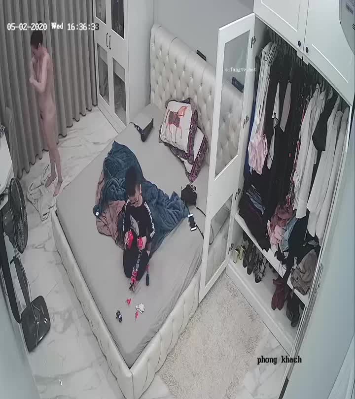 상식을 벗어난 사생활 유출 썸네일